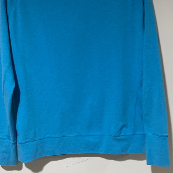 Nike NWOT sweatshirt Size M For Ladies pit To Pit 24” Length 25” - Picture 7 of 8